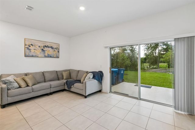 2576 PENGUIN BOULEVARD, Davenport, FL 33837