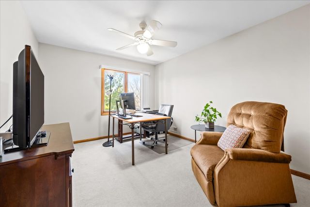 1928 N Ridge Avenue, Arlington Heights, IL 60004