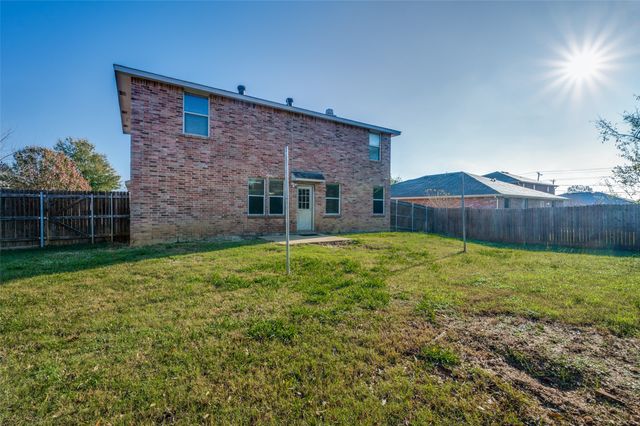 8402 Olivia Meadow Drive, Arlington, TX 76002