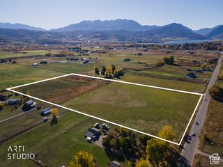 8439 E HWY 39, Huntsville, UT 84317