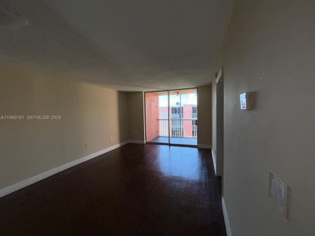 19741 SW 114th Ave 361, Miami, FL 33157