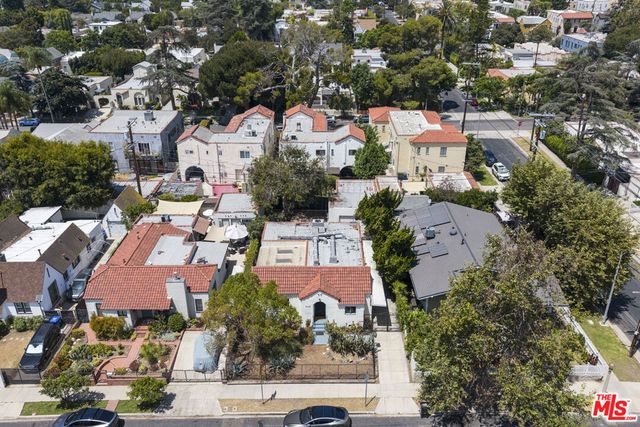 585 N Irving Boulevard, Los Angeles, CA 90004