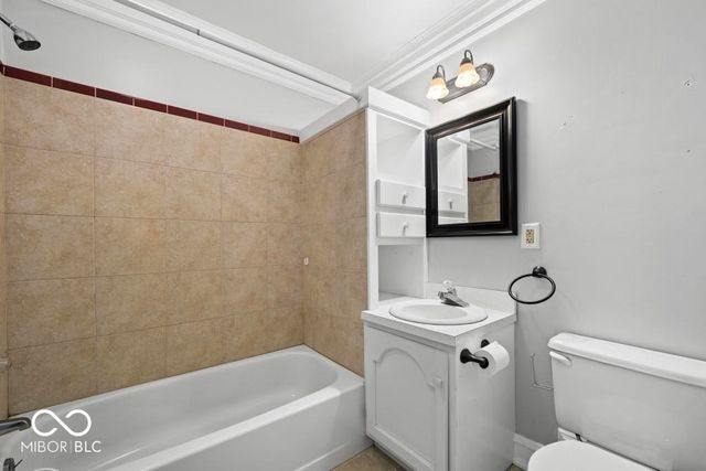 1294 Joanna Court, Avon, IN 46123