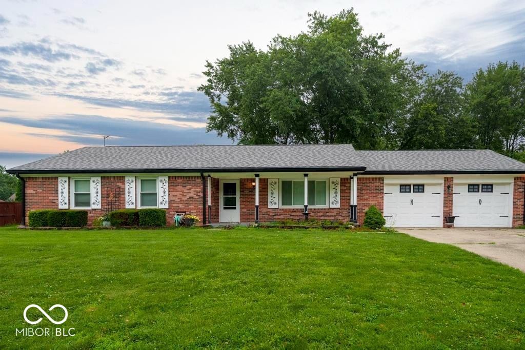 1294 Joanna Court, Avon, IN 46123