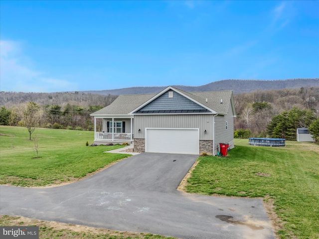 117 MICKEY MANTLE CT, Berkeley Springs, WV 25411