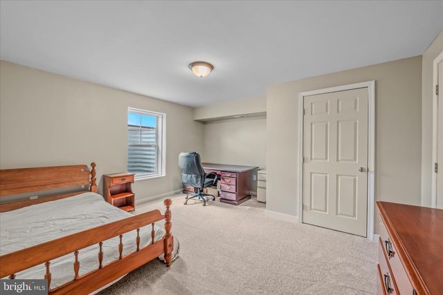 117 MICKEY MANTLE CT, Berkeley Springs, WV 25411