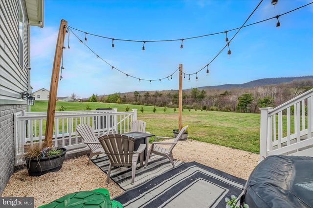 117 MICKEY MANTLE CT, Berkeley Springs, WV 25411