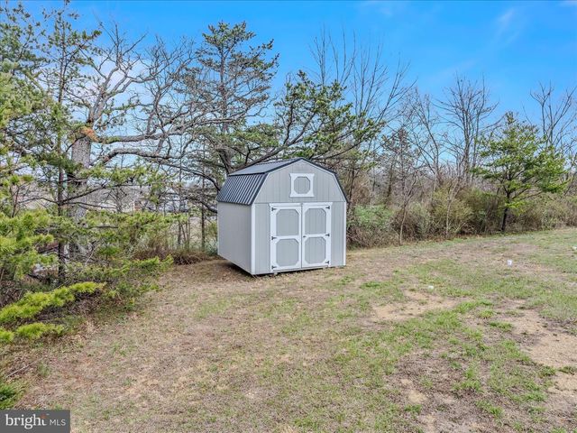 117 MICKEY MANTLE CT, Berkeley Springs, WV 25411