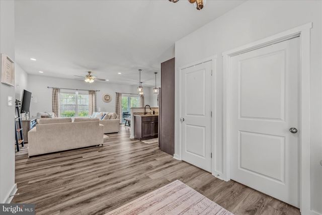 117 MICKEY MANTLE CT, Berkeley Springs, WV 25411