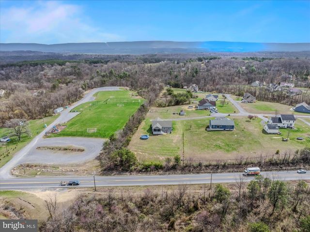 117 MICKEY MANTLE CT, Berkeley Springs, WV 25411