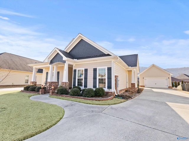 15 Alex Spring Place, Gurley, AL 35748