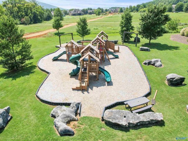 15 Alex Spring Place, Gurley, AL 35748