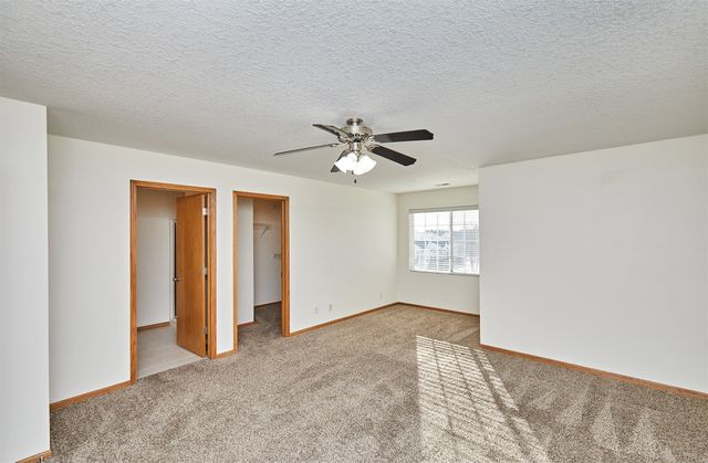 15411 Westbrook Drive, Urbandale, IA 50323