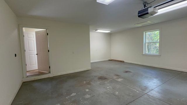 3000 Sulphur Creek Road, Burkesville, KY 42717