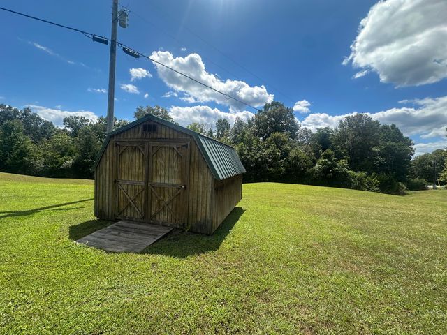 3000 Sulphur Creek Road, Burkesville, KY 42717