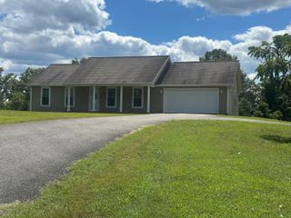 3000 Sulphur Creek Road, Burkesville, KY 42717