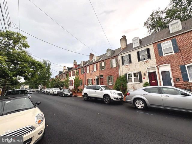 33 W FOURTH ST, New Castle, DE 19720