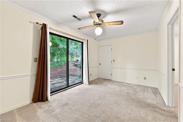 203 Olde Vineyard Court, Winston-salem, NC 27104