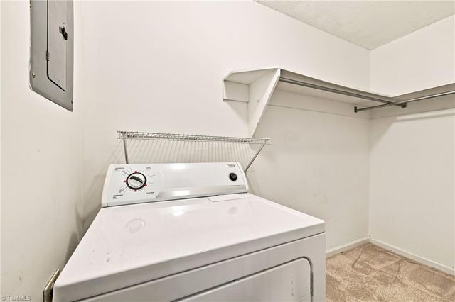 203 Olde Vineyard Court, Winston-salem, NC 27104