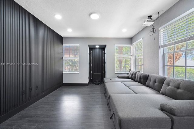 1010 Belmont Pl 1010, Boynton Beach, FL 33436