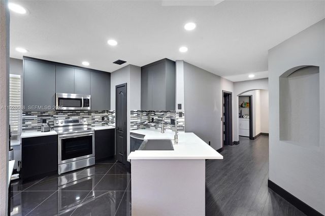 1010 Belmont Pl 1010, Boynton Beach, FL 33436