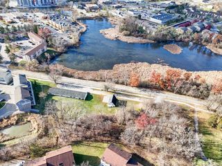 660 Flint Road, Brighton, MI 48116