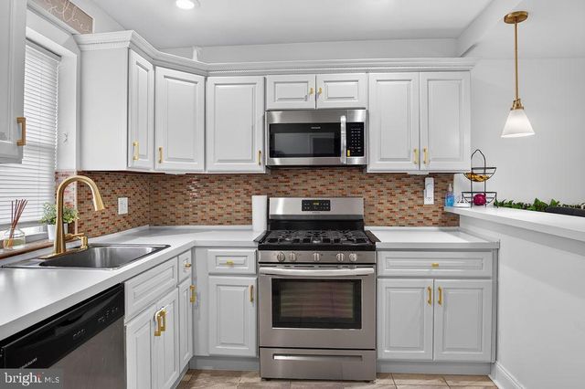 6732 OGONTZ AVE, Philadelphia, PA 19126