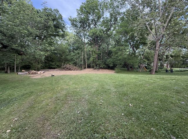 649 Elm Drive, Plainfield, IN 46168