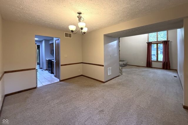 649 Elm Drive, Plainfield, IN 46168