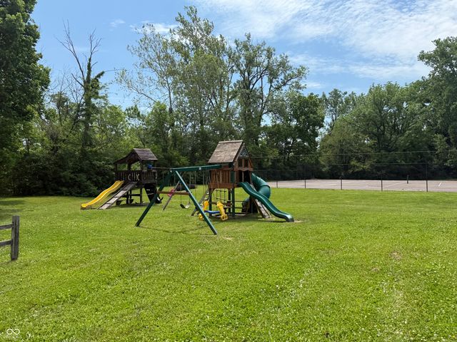 649 Elm Drive, Plainfield, IN 46168