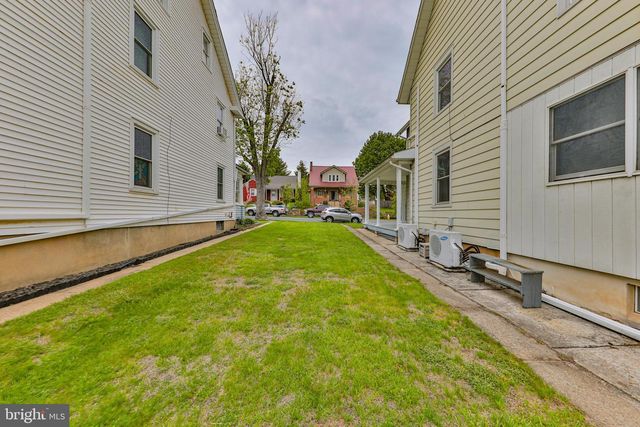 232 COLUMBIA AVE, Palmerton, PA 18071