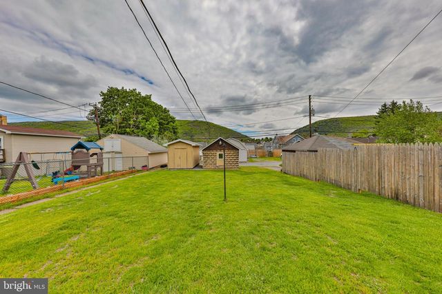 232 COLUMBIA AVE, Palmerton, PA 18071