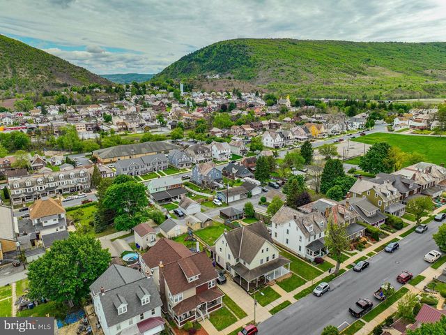 232 COLUMBIA AVE, Palmerton, PA 18071