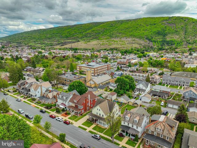 232 COLUMBIA AVE, Palmerton, PA 18071
