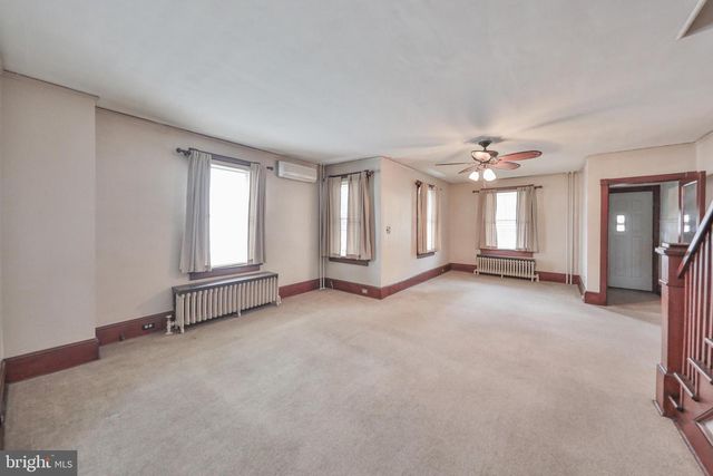 232 COLUMBIA AVE, Palmerton, PA 18071
