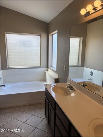 2316 E SAN TAN Drive, Gilbert, AZ 85296