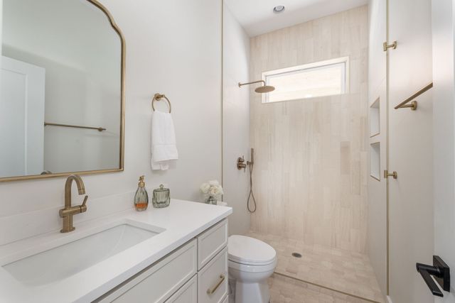 709 Tahlena Ave, Madison, TN 37115