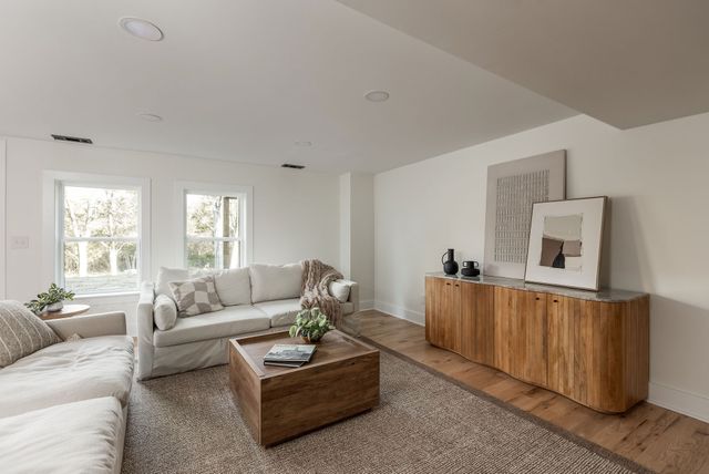 709 Tahlena Ave, Madison, TN 37115