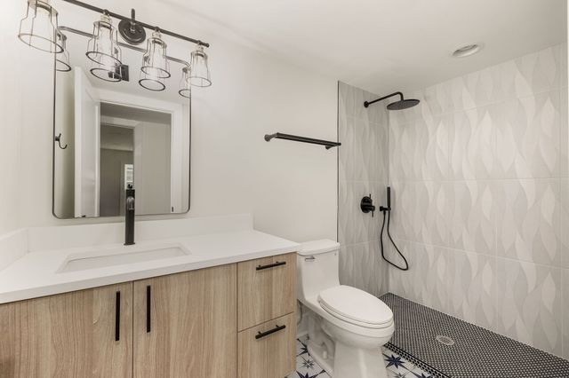 709 Tahlena Ave, Madison, TN 37115