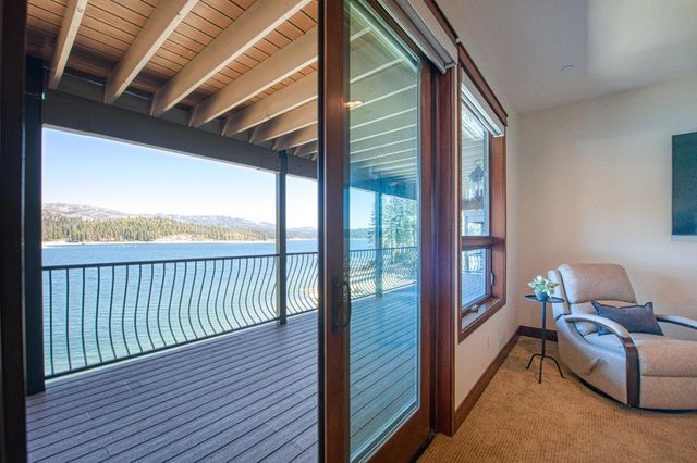 44687 Lakeview, Shaver Lake, CA 93664