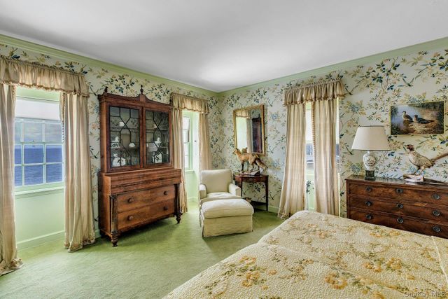 2 Wallis Lane, Nissequogue, NY 11780