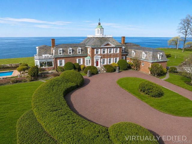 2 Wallis Lane, Nissequogue, NY 11780