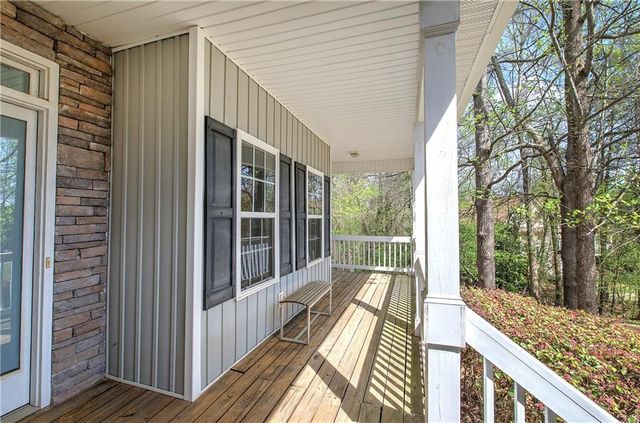 10 Carriage Lane NW, Cartersville, GA 30120
