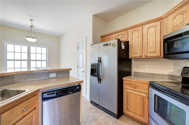 10 Carriage Lane NW, Cartersville, GA 30120