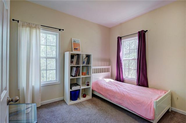 10 Carriage Lane NW, Cartersville, GA 30120
