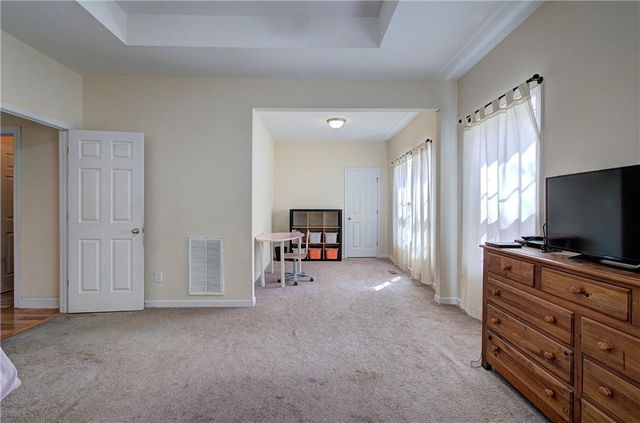 10 Carriage Lane NW, Cartersville, GA 30120