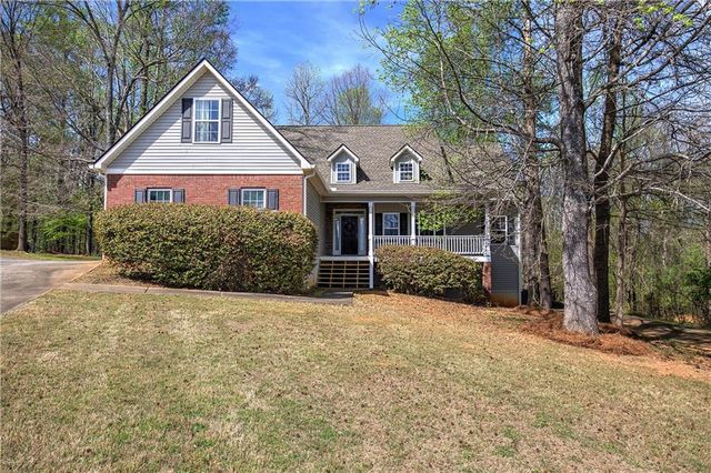 10 Carriage Lane NW, Cartersville, GA 30120