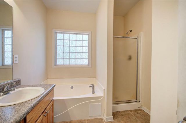 10 Carriage Lane NW, Cartersville, GA 30120