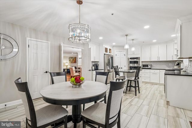 28 STERLING CT, Rockville, MD 20850