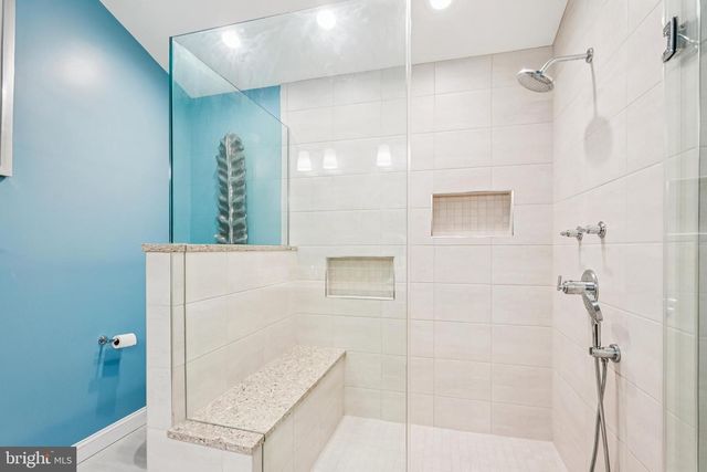 28 STERLING CT, Rockville, MD 20850